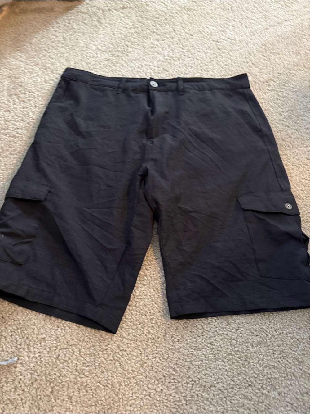 BKE Men's Black Cargo Shorts with Flap Pockets